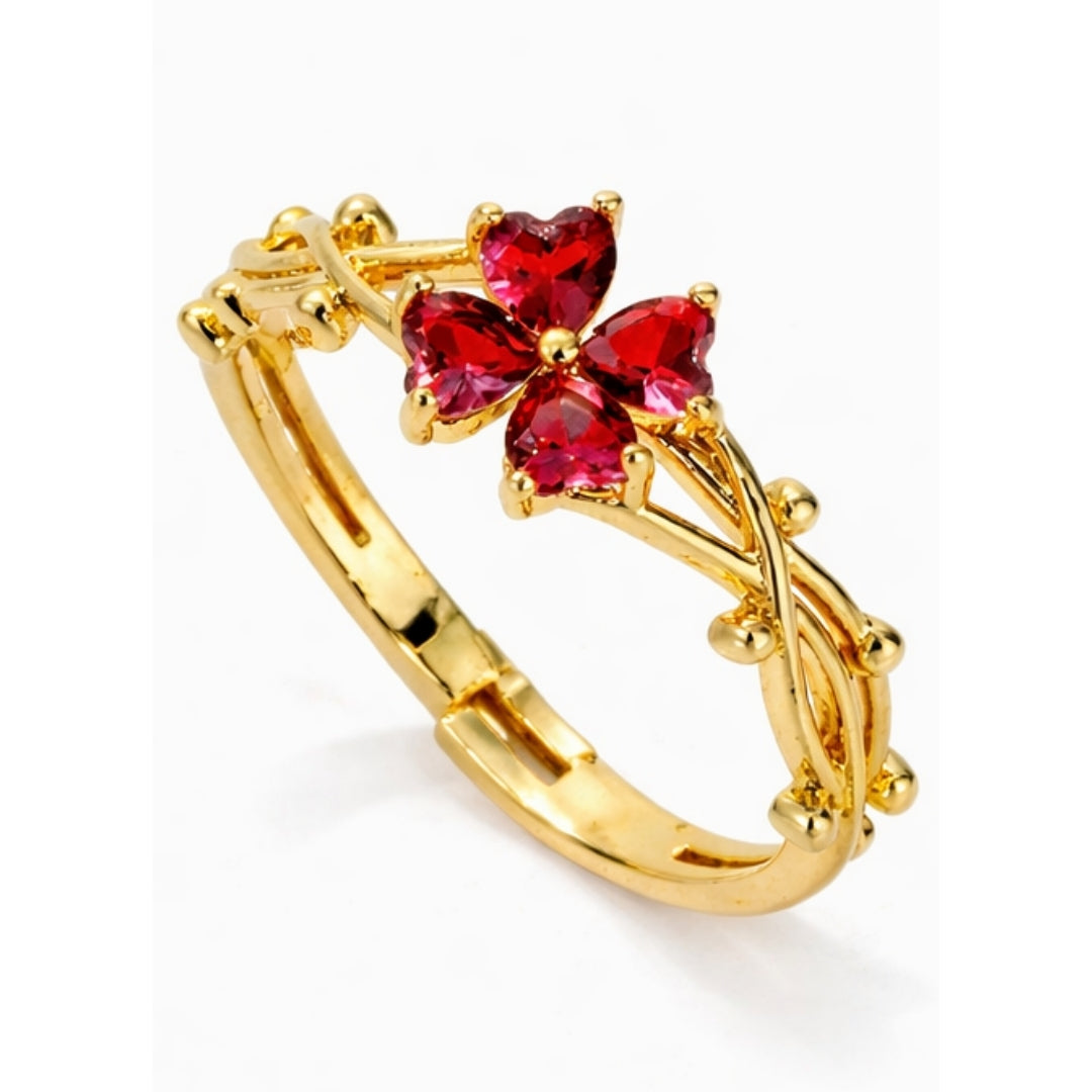 Clover Ring
