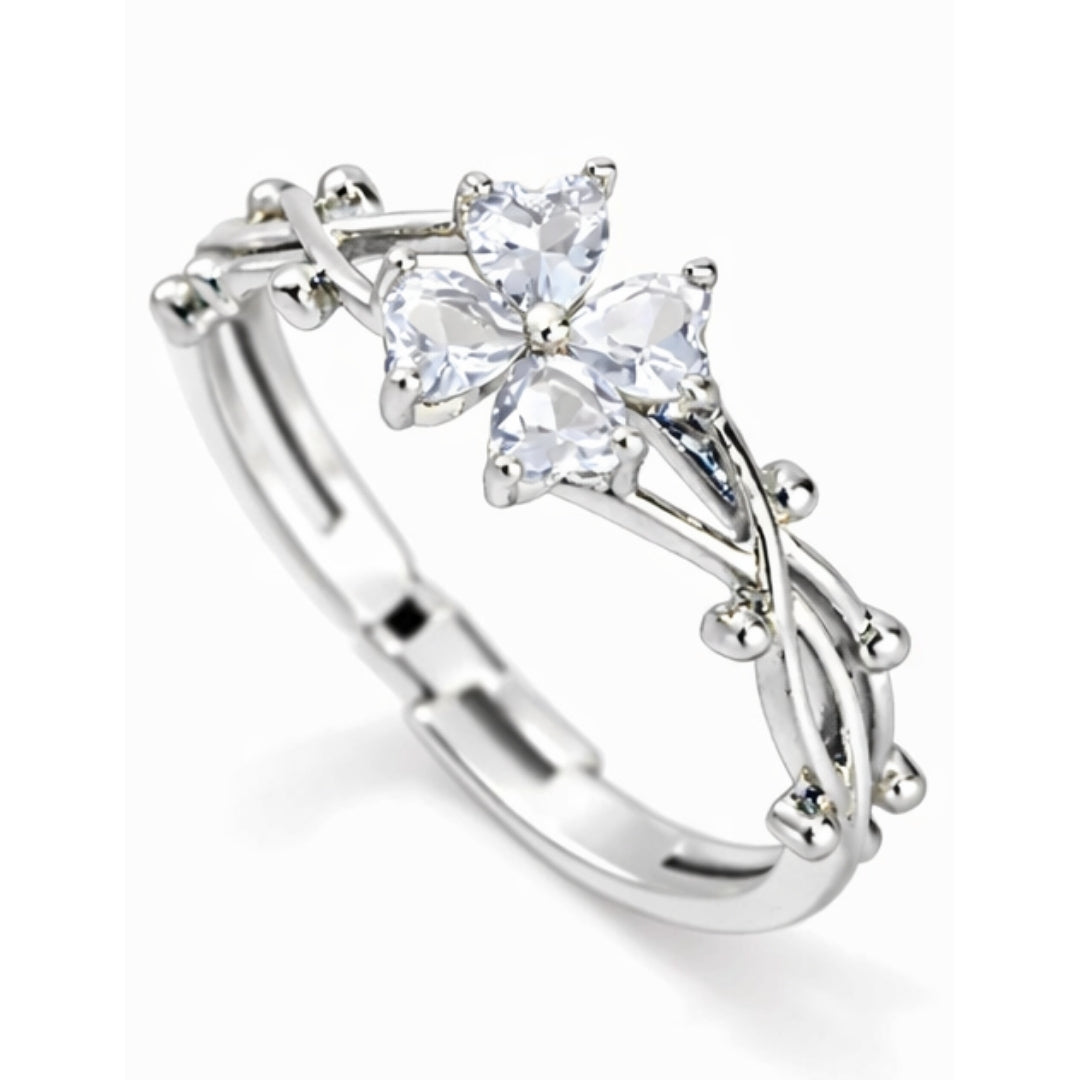 Clover Ring