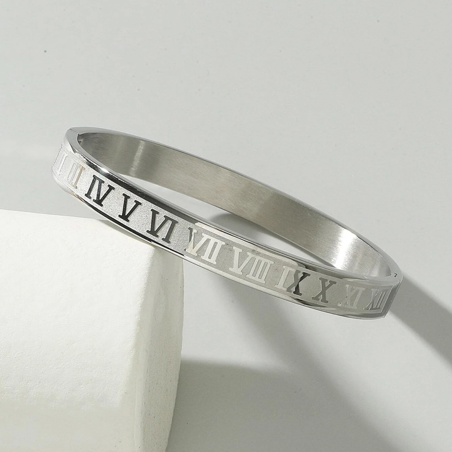 Roman Elegance Bracelet